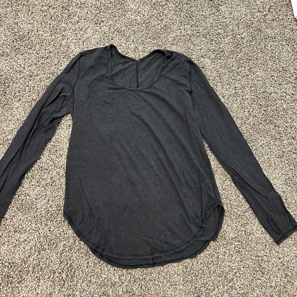 Lululemon top